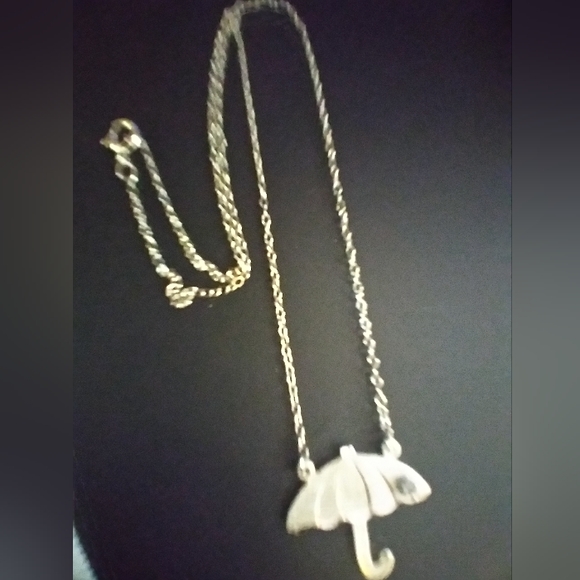 CUTE STERLING Umbrella Pendant ♥ ♥ with diamond chip 🔹 Early 70s - Picture 10 of 10